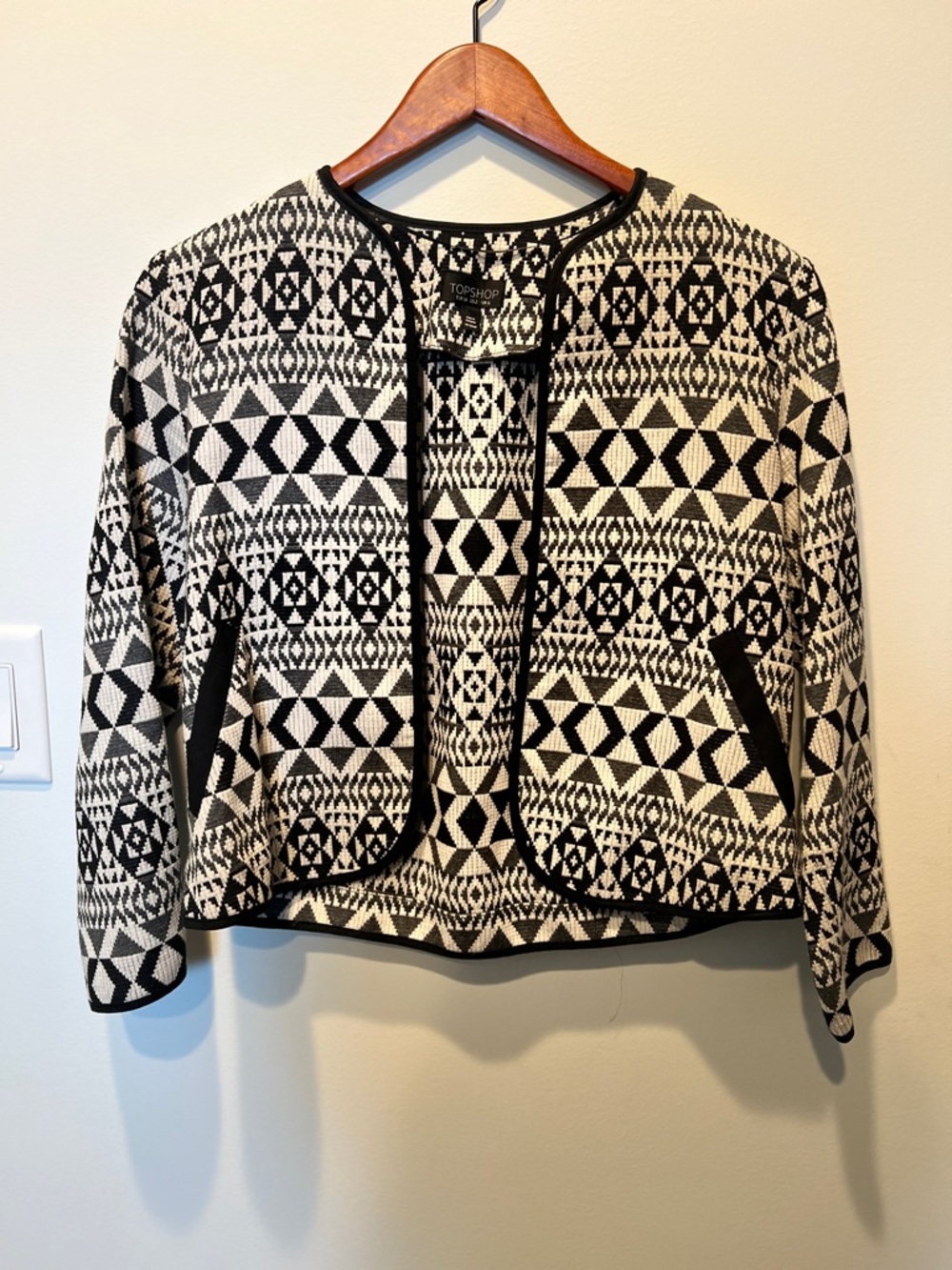 Topshop Black & White Cropped Geometric Knit Jacket